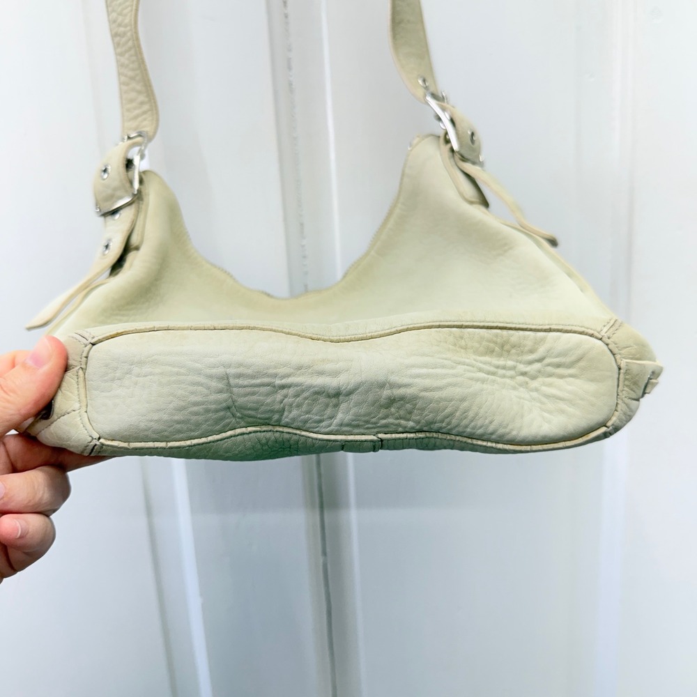 Vintage Coach Off White Pebbled Leather Slim Duffle Hobo Bag Purse 9350 - Picture 5 of 12